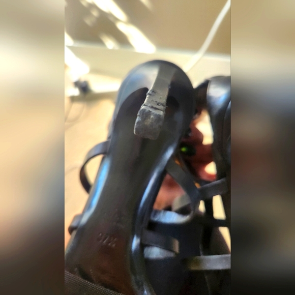 Gucci Black T-bar Horsebit Ankle Cuff Pumps - Picture 4 of 5